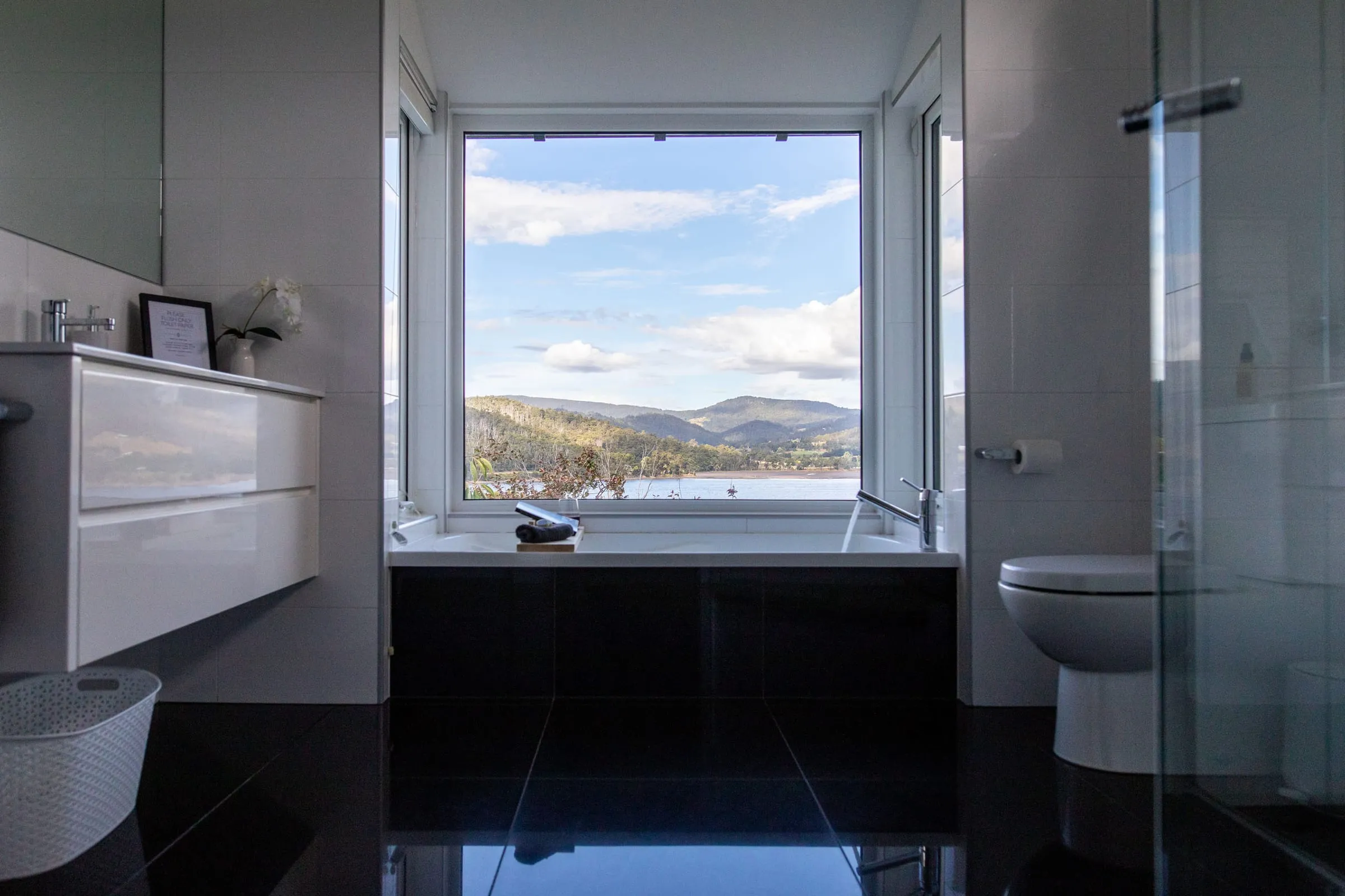Woodland Bay Retreat photo 4